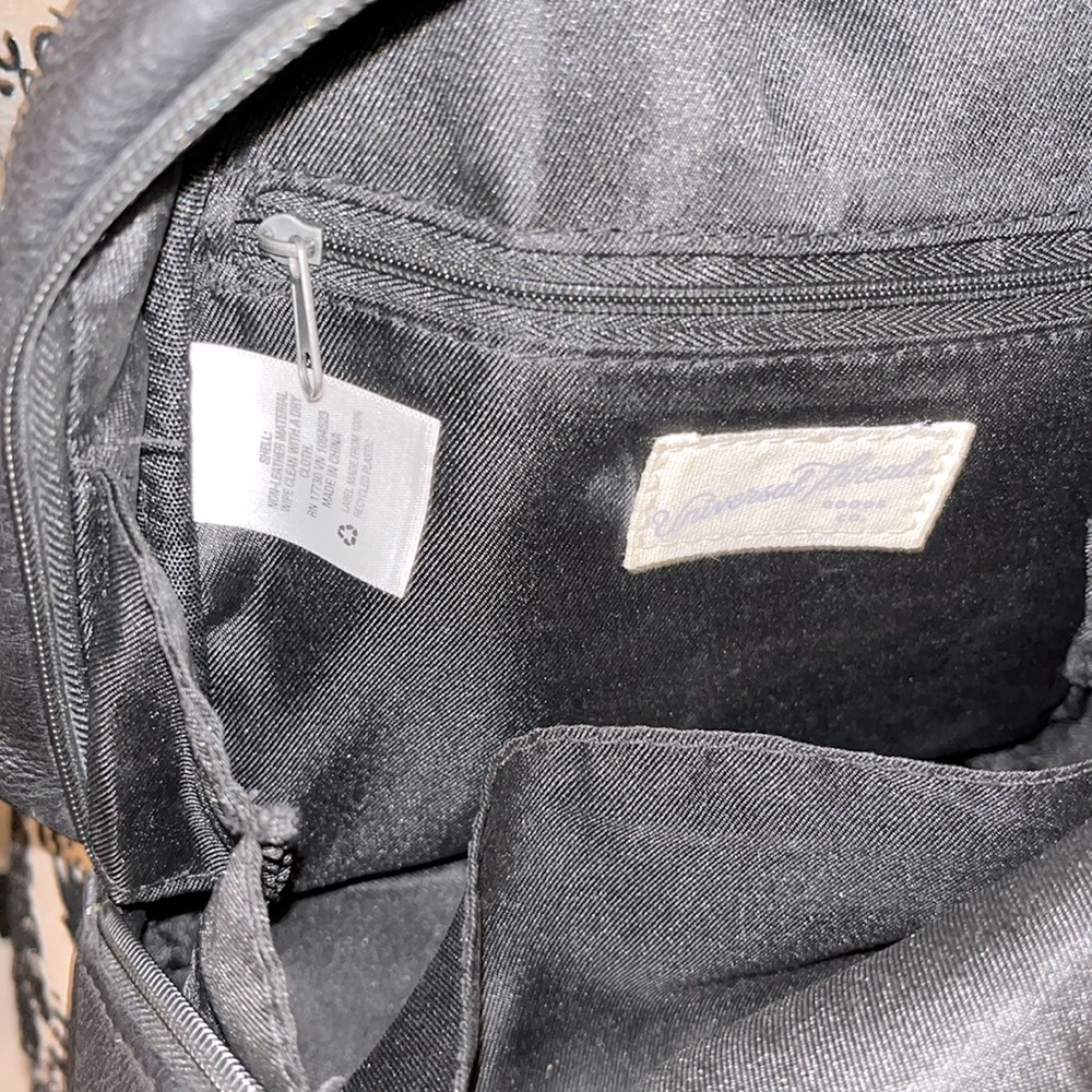 Universal Thread Black Mini Backpack - image 4